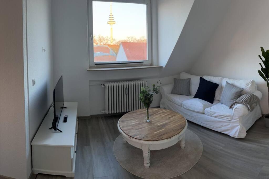 Wunderschoene 3-Zimmer Wohnung Fuer 6 Personen Brema Exterior foto