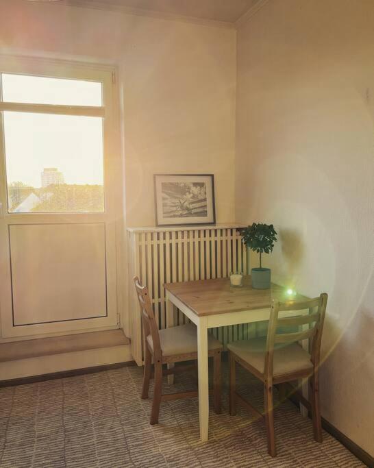 Wunderschoene 3-Zimmer Wohnung Fuer 6 Personen Brema Exterior foto