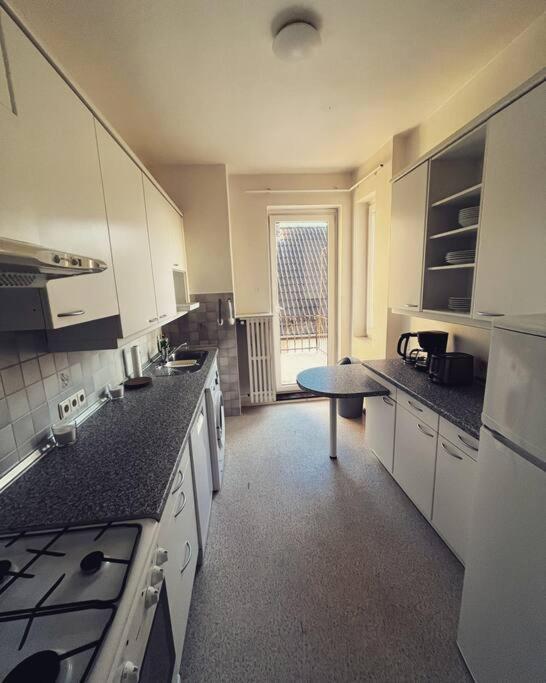 Wunderschoene 3-Zimmer Wohnung Fuer 6 Personen Brema Exterior foto